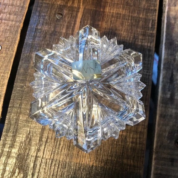 Mikasa ❄️ Crystal Snowflake trinket box - Picture 2 of 8